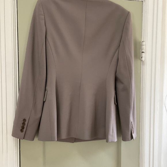 Aritzia Babaton Standout Blazer - Picture 2 of 11
